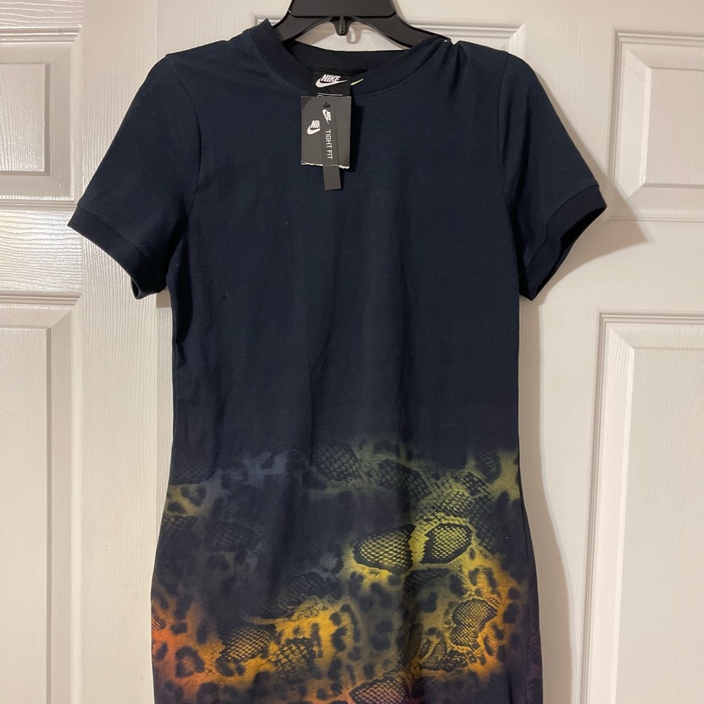 NEW Womens Nike dress